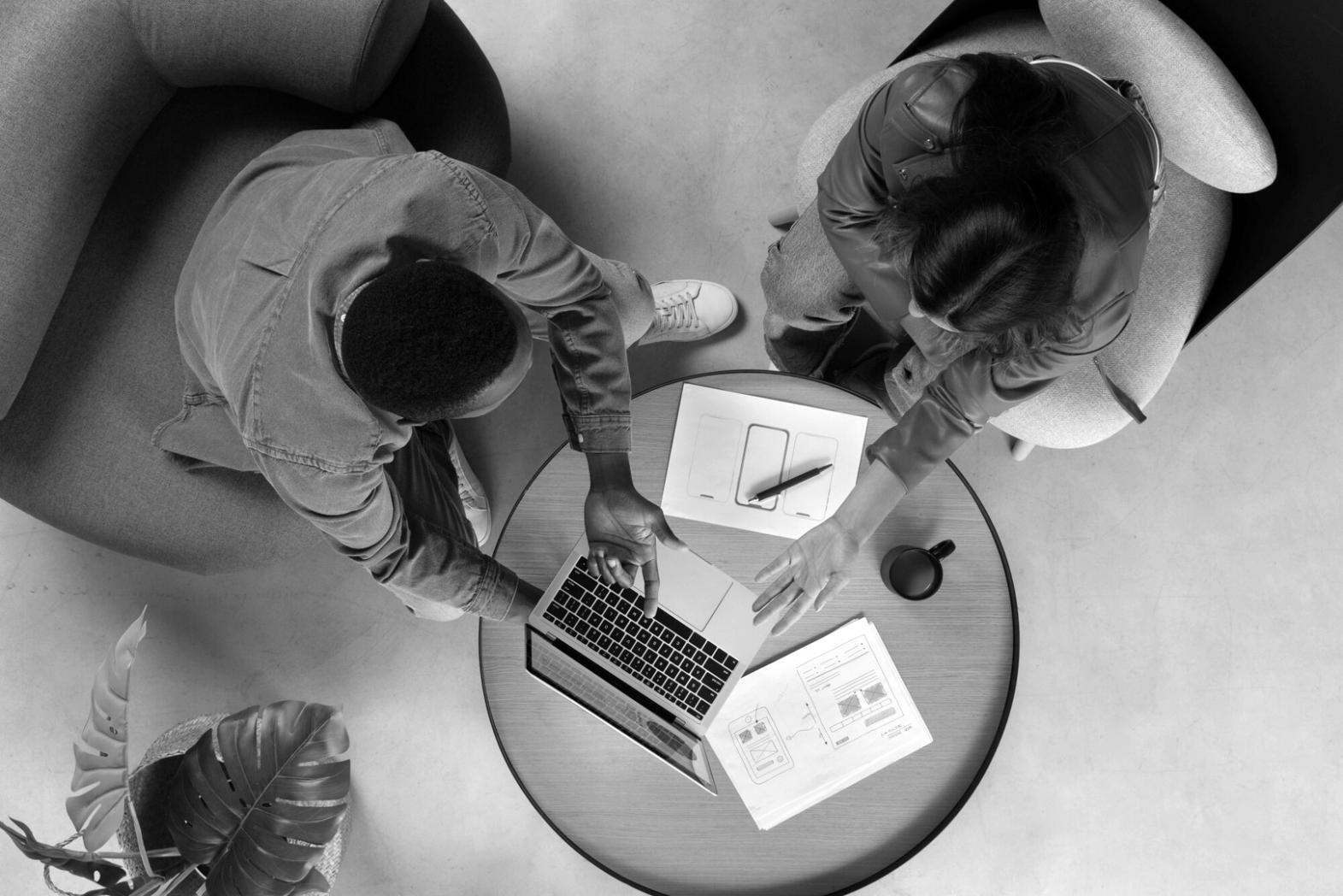 Moderne Arbeitsumgebung für Coaching und Planung